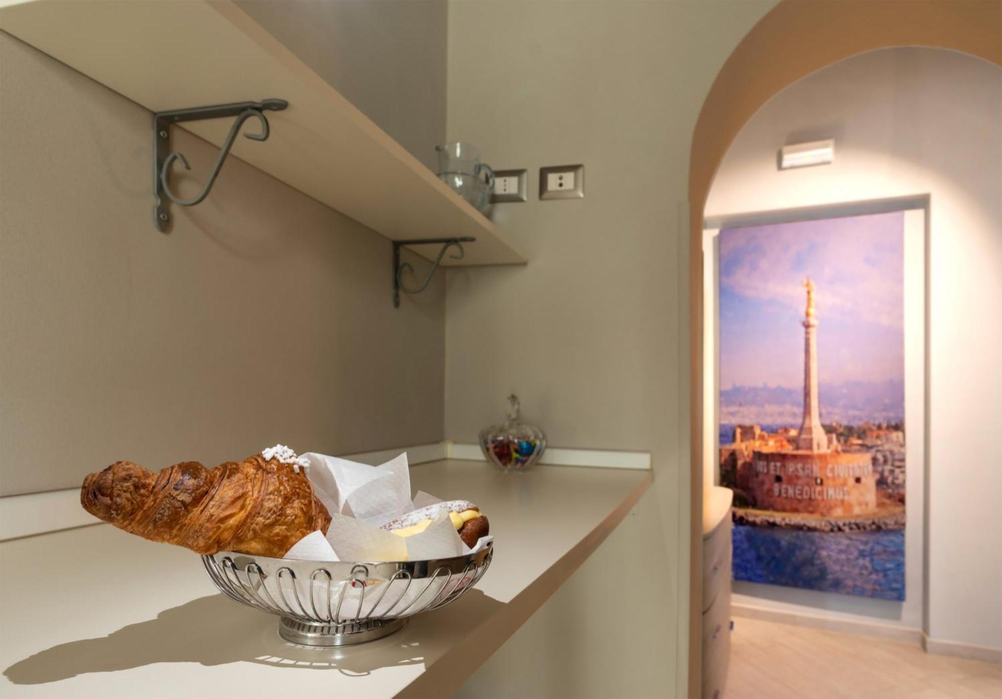 Conte Cavour Hotell Messina Exteriör bild