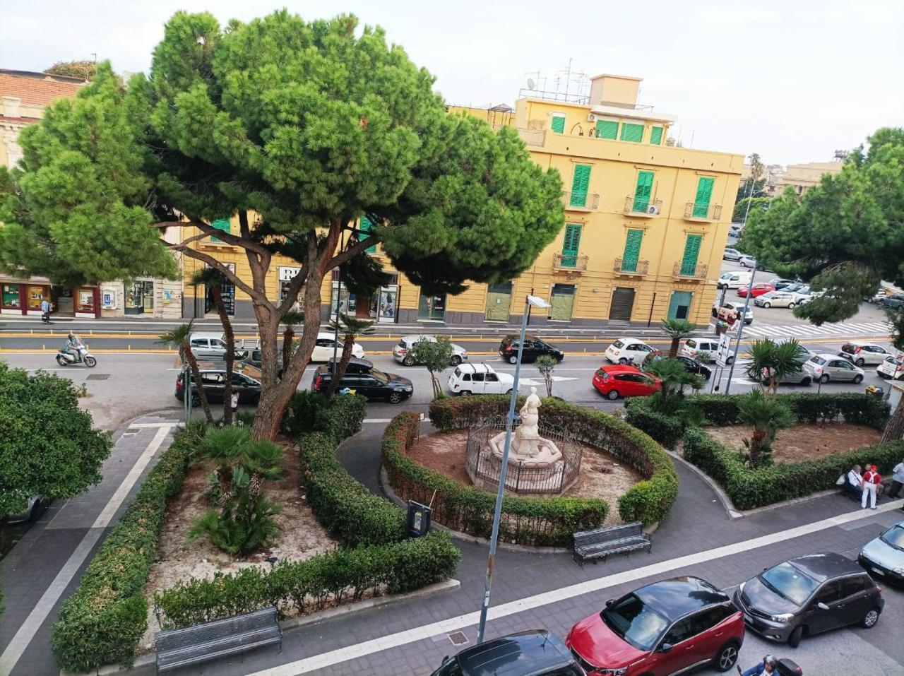 Conte Cavour Hotell Messina Exteriör bild
