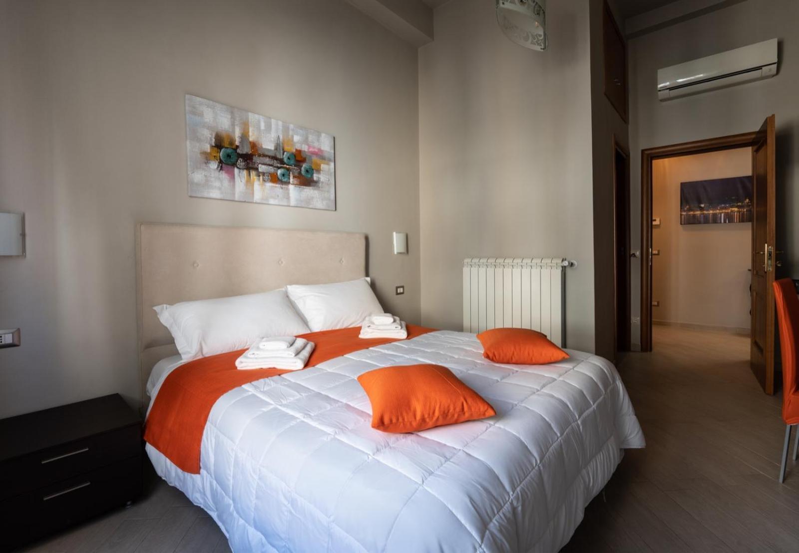Conte Cavour Hotell Messina Exteriör bild